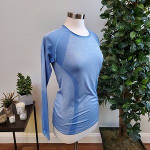 NWT Long Sleeve Workout Tee